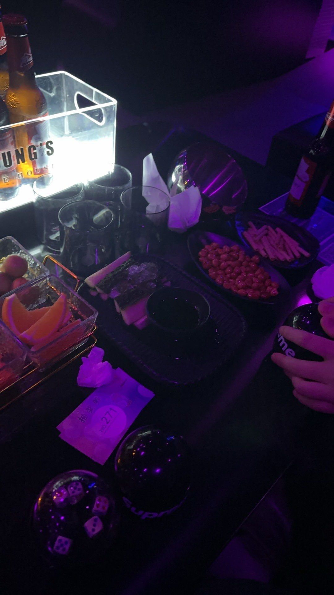 重庆商务ktv包厢预订要注意什么-璧山区ktv预订